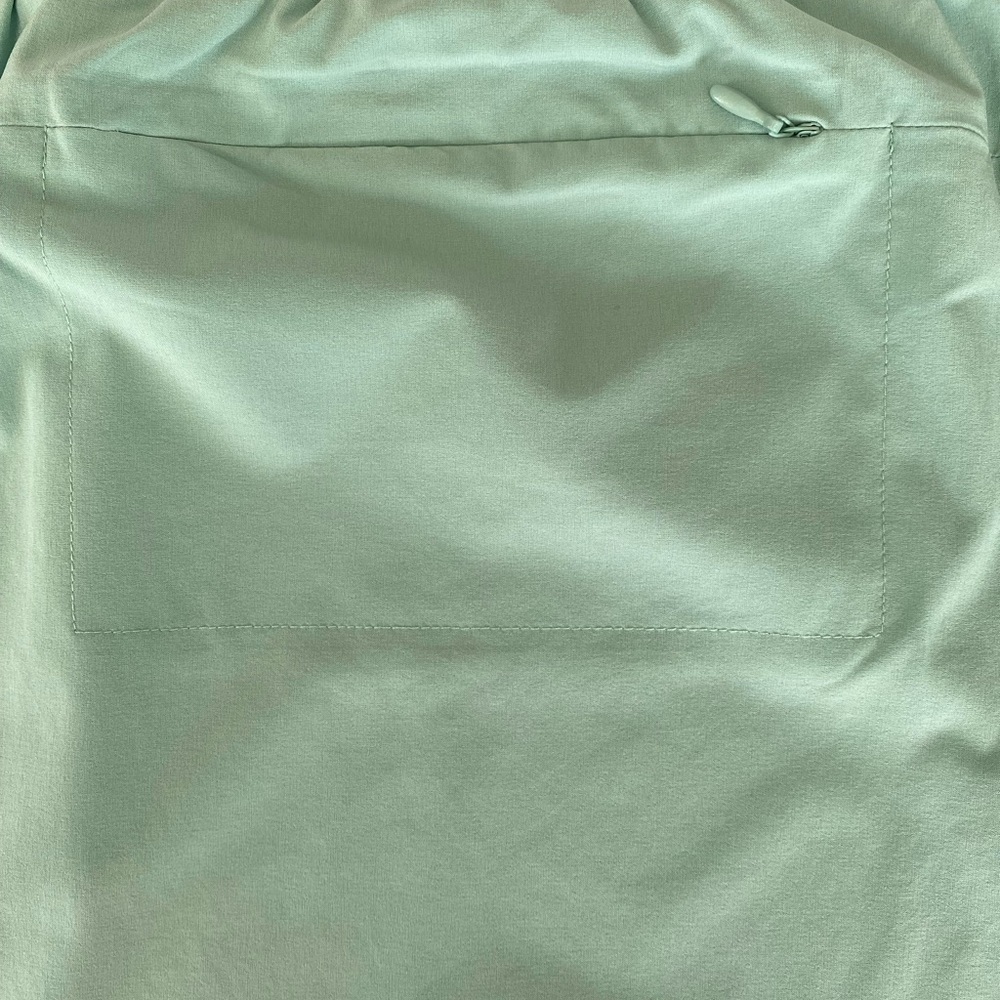 NWT Chico’s Zenergy ruched light green skirt, size 14 - Picture 4 of 6